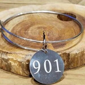 Silver bracelet 901 charm